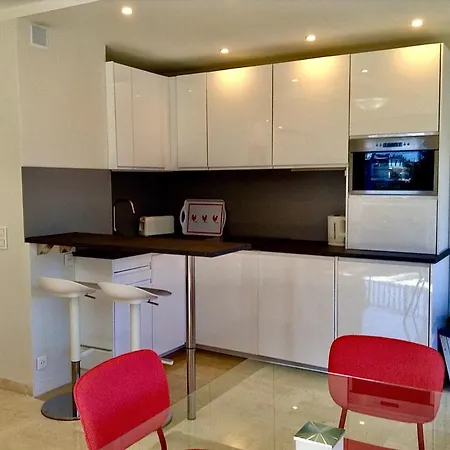 Palm D'or / Gir2405 / 2p Apartment Cannes